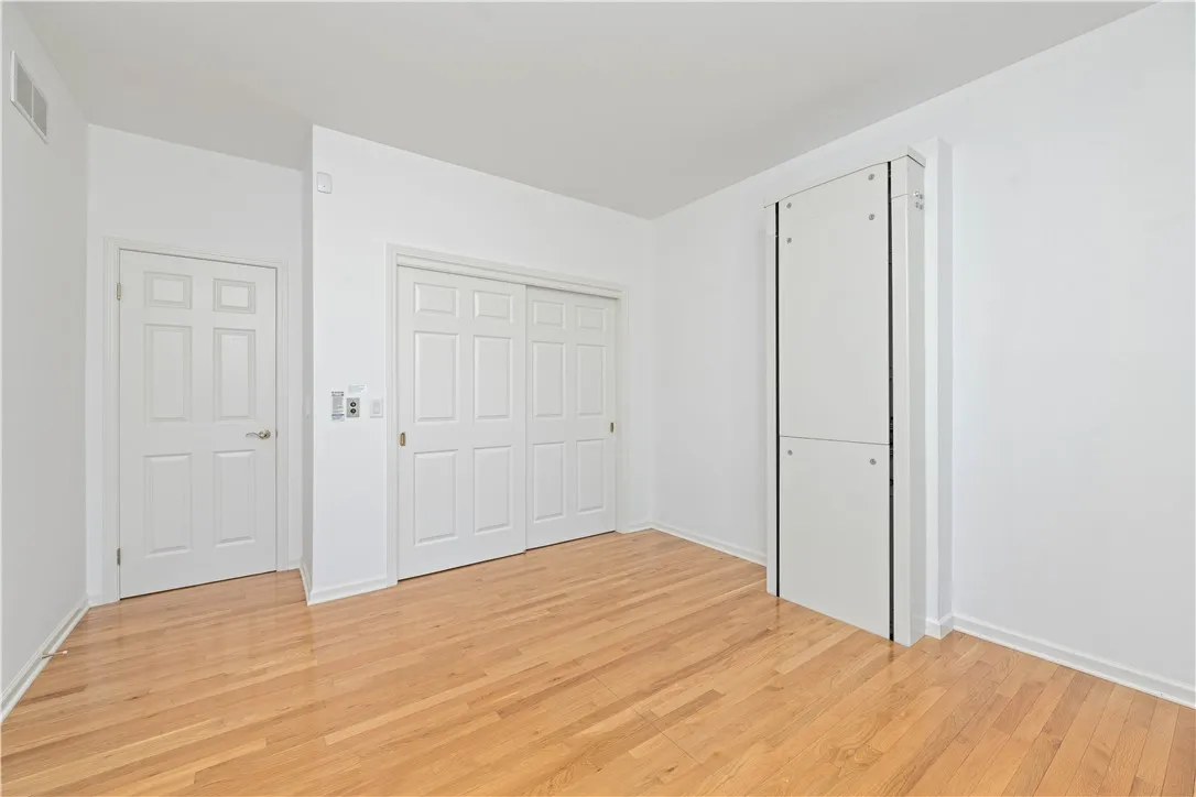 3rd Bedroom (with elevator) 3rd Bedroom (with elevator)