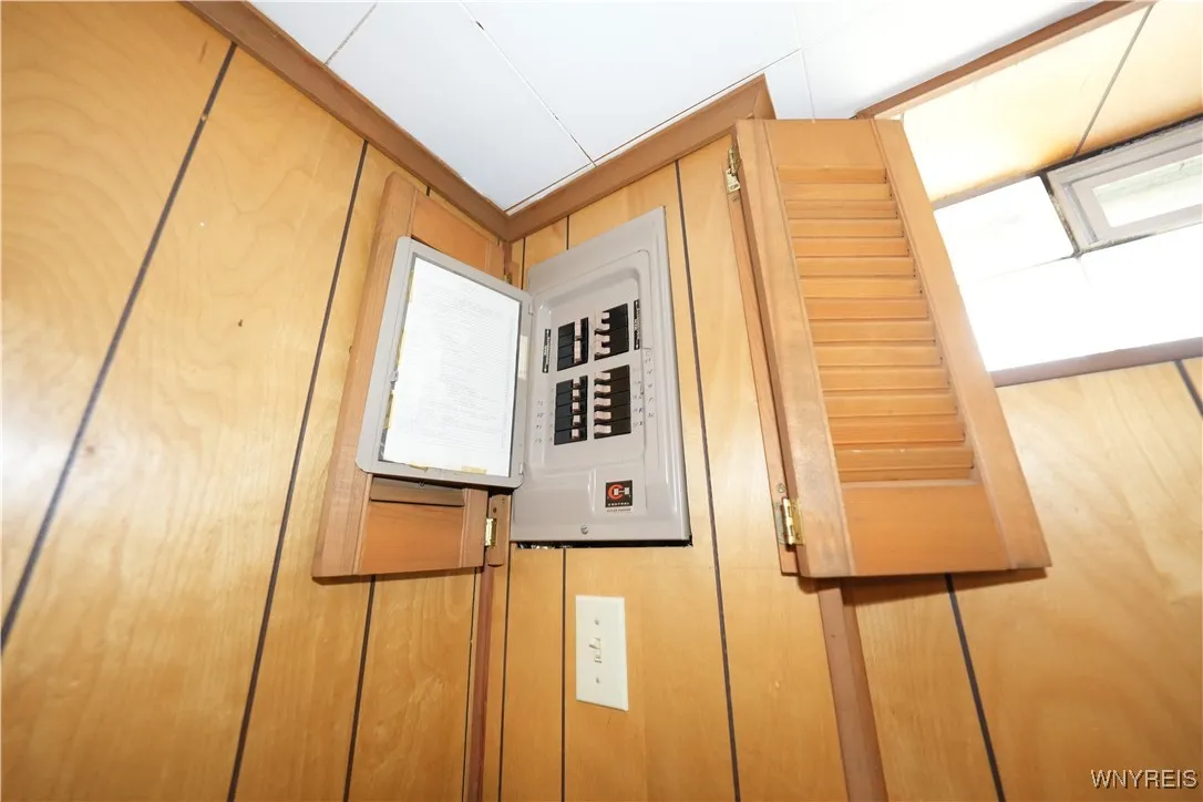 553 Adam Street, Tonawanda, New York 14150, Tonawanda, New York 14150, 2 Bedrooms Bedrooms, 5 Rooms Rooms,2 BathroomsBathrooms,Residential,Closed,553 Adam Street, Tonawanda, New York 14150,0,B1631890