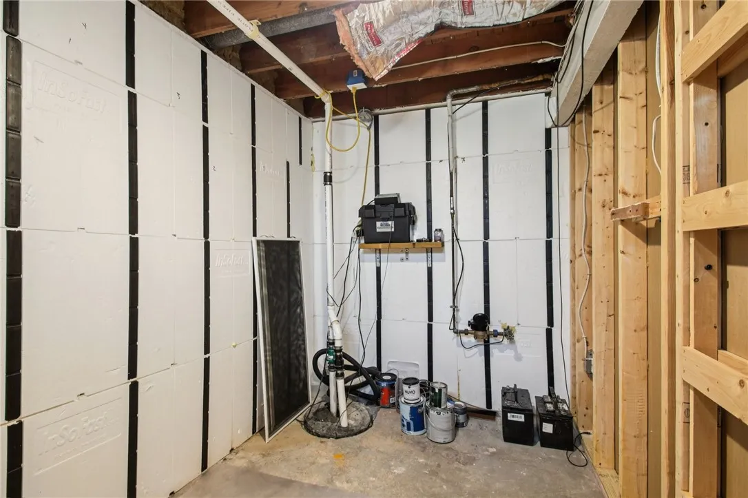 19 Dawnhaven Drive, Gates, New York 14624, Gates, New York 14624, 2 Bedrooms Bedrooms, 6 Rooms Rooms,2 BathroomsBathrooms,Residential,Closed,19 Dawnhaven Drive, Gates, New York 14624,0,R1631678