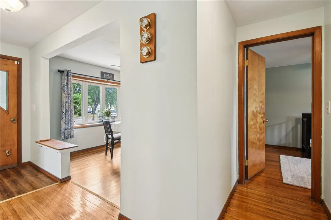 19 Dawnhaven Drive, Gates, New York 14624, Gates, New York 14624, 2 Bedrooms Bedrooms, 6 Rooms Rooms,2 BathroomsBathrooms,Residential,Closed,19 Dawnhaven Drive, Gates, New York 14624,0,R1631678