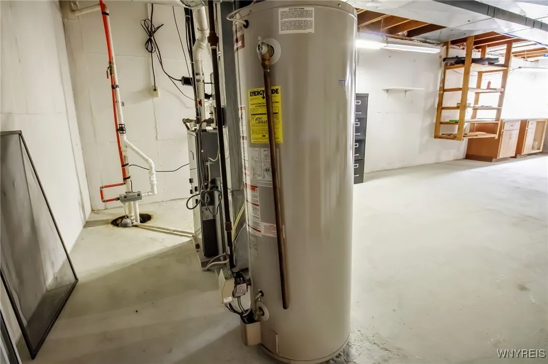 3128 East River Road, Grand Island, New York 14072, Grand Island, New York 14072, 4 Bedrooms Bedrooms, 6 Rooms Rooms,2 BathroomsBathrooms,Residential,Closed,3128 East River Road, Grand Island, New York 14072,0,B1630968