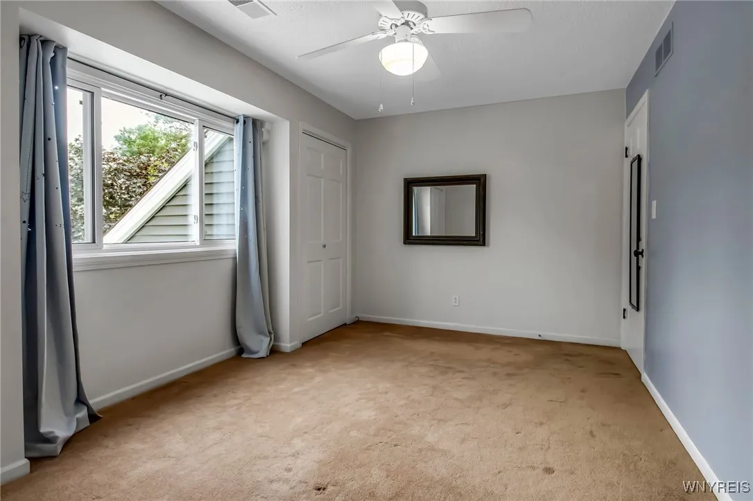 3128 East River Road, Grand Island, New York 14072, Grand Island, New York 14072, 4 Bedrooms Bedrooms, 6 Rooms Rooms,2 BathroomsBathrooms,Residential,Closed,3128 East River Road, Grand Island, New York 14072,0,B1630968