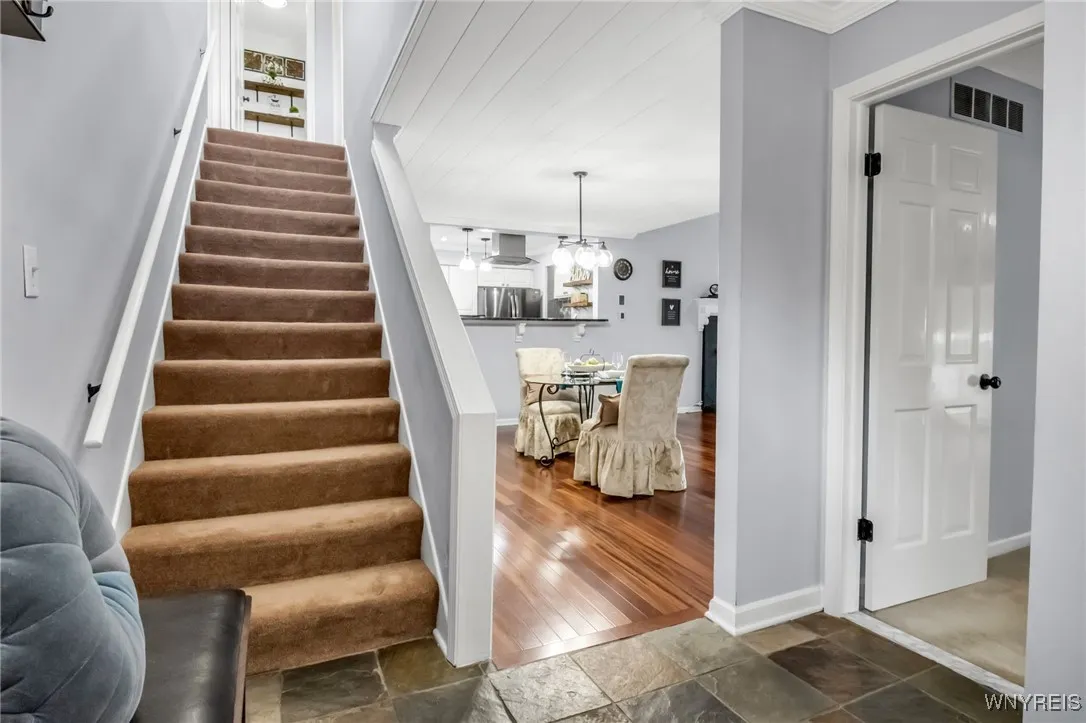 3128 East River Road, Grand Island, New York 14072, Grand Island, New York 14072, 4 Bedrooms Bedrooms, 6 Rooms Rooms,2 BathroomsBathrooms,Residential,Closed,3128 East River Road, Grand Island, New York 14072,0,B1630968