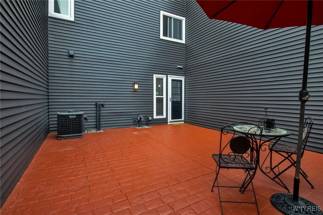 3128 East River Road, Grand Island, New York 14072, Grand Island, New York 14072, 4 Bedrooms Bedrooms, 6 Rooms Rooms,2 BathroomsBathrooms,Residential,Closed,3128 East River Road, Grand Island, New York 14072,0,B1630968