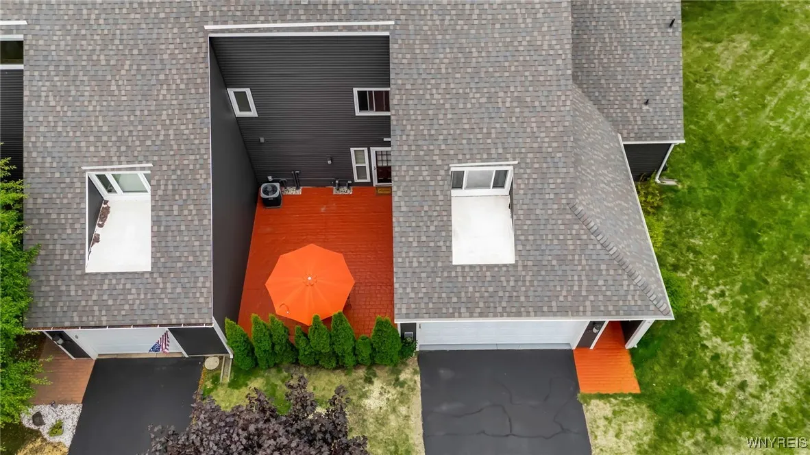 3128 East River Road, Grand Island, New York 14072, Grand Island, New York 14072, 4 Bedrooms Bedrooms, 6 Rooms Rooms,2 BathroomsBathrooms,Residential,Closed,3128 East River Road, Grand Island, New York 14072,0,B1630968