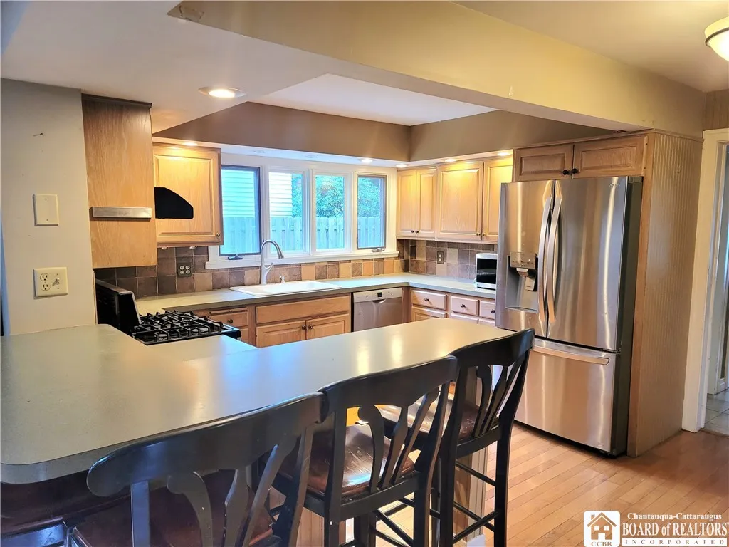 301 Arlington Avenue, Jamestown, New York 14701, Jamestown, New York 14701, 4 Bedrooms Bedrooms, 8 Rooms Rooms,2 BathroomsBathrooms,Residential,Closed,301 Arlington Avenue, Jamestown, New York 14701,0,R1632087