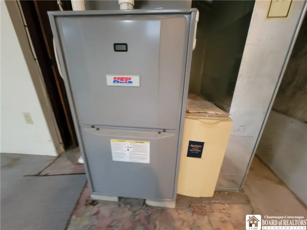 301 Arlington Avenue, Jamestown, New York 14701, Jamestown, New York 14701, 4 Bedrooms Bedrooms, 8 Rooms Rooms,2 BathroomsBathrooms,Residential,Closed,301 Arlington Avenue, Jamestown, New York 14701,0,R1632087