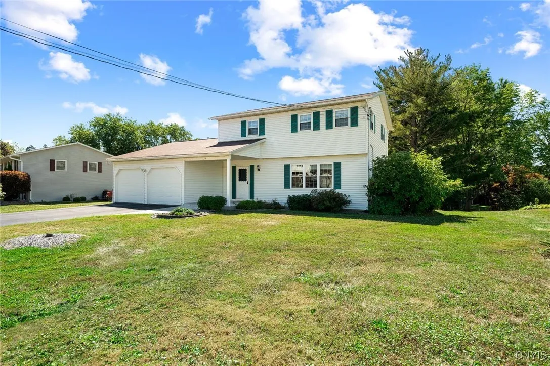 33 Cheyenne Crescent, Whitestown, New York 13492, Whitestown, New York 13492, 4 Bedrooms Bedrooms, 9 Rooms Rooms,2 BathroomsBathrooms,Residential,Closed,33 Cheyenne Crescent, Whitestown, New York 13492,0,S1632168