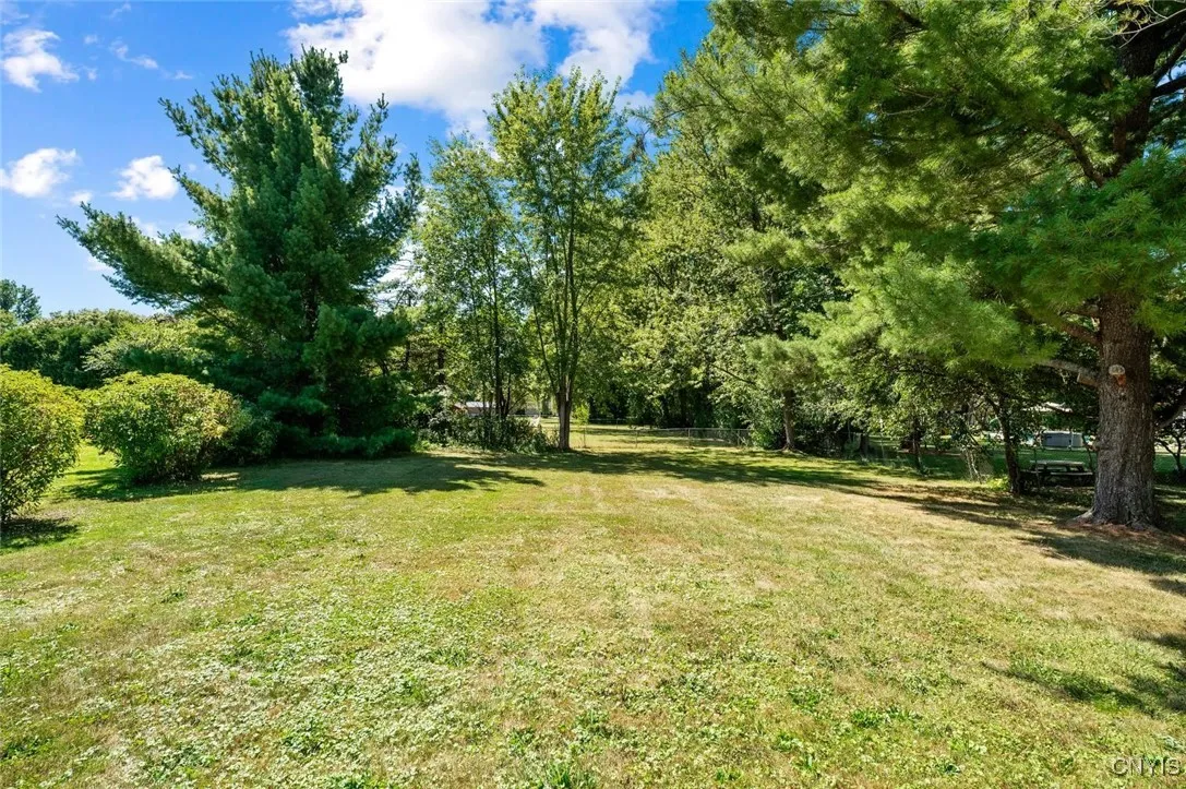 33 Cheyenne Crescent, Whitestown, New York 13492, Whitestown, New York 13492, 4 Bedrooms Bedrooms, 9 Rooms Rooms,2 BathroomsBathrooms,Residential,Closed,33 Cheyenne Crescent, Whitestown, New York 13492,0,S1632168