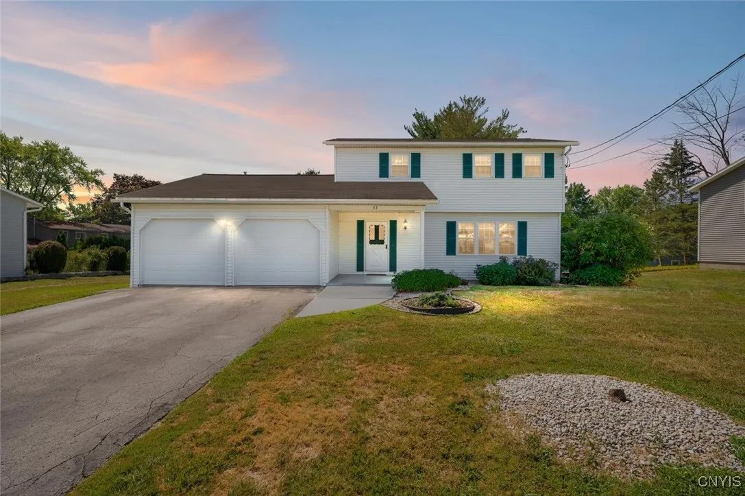 33 Cheyenne Crescent, Whitestown, New York 13492, Whitestown, New York 13492, 4 Bedrooms Bedrooms, 9 Rooms Rooms,2 BathroomsBathrooms,Residential,Closed,33 Cheyenne Crescent, Whitestown, New York 13492,0,S1632168