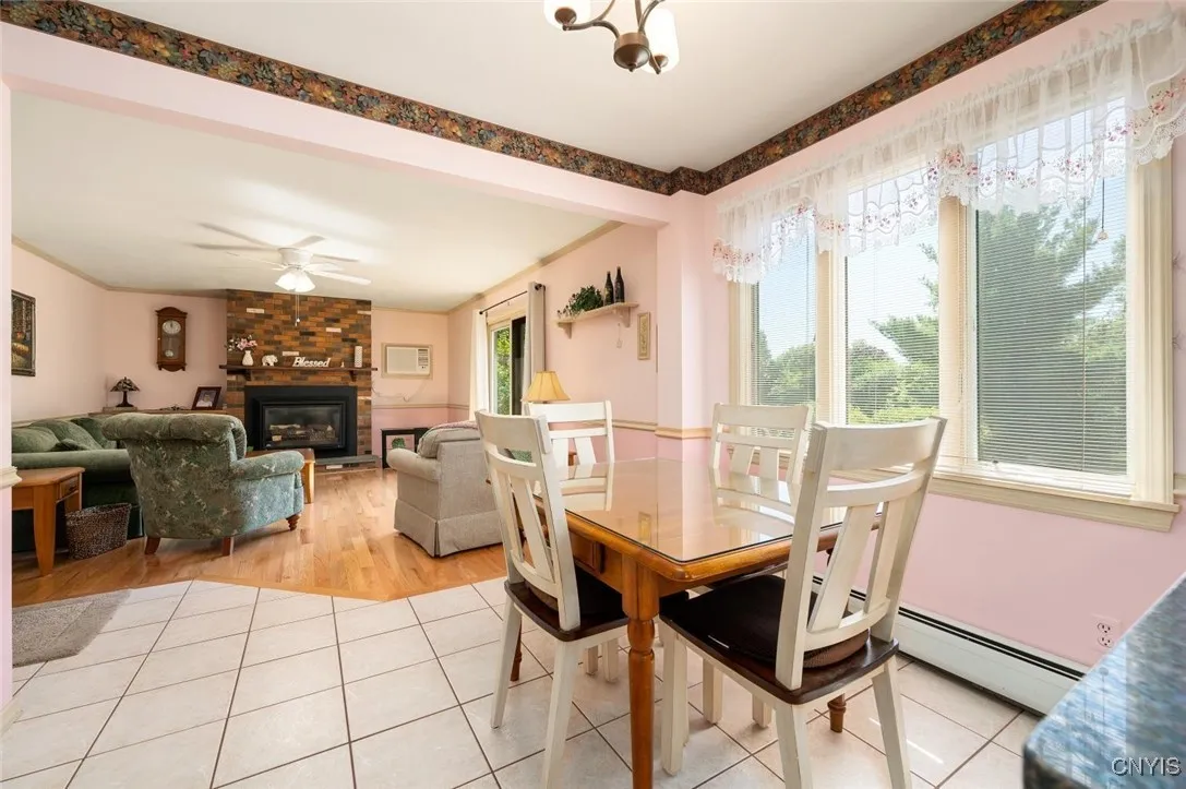 33 Cheyenne Crescent, Whitestown, New York 13492, Whitestown, New York 13492, 4 Bedrooms Bedrooms, 9 Rooms Rooms,2 BathroomsBathrooms,Residential,Closed,33 Cheyenne Crescent, Whitestown, New York 13492,0,S1632168