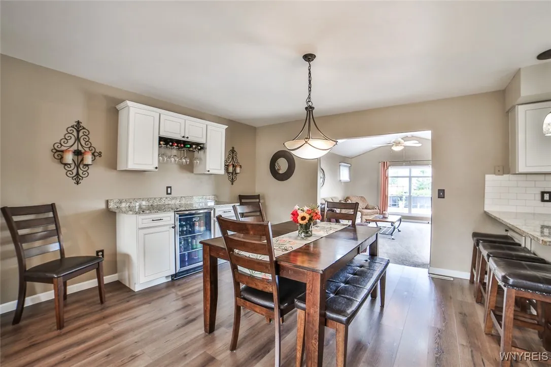 47 Independence Lane, Grand Island, New York 14072, Grand Island, New York 14072, 3 Bedrooms Bedrooms, 8 Rooms Rooms,2 BathroomsBathrooms,Residential,Closed,47 Independence Lane, Grand Island, New York 14072,0,B1631155