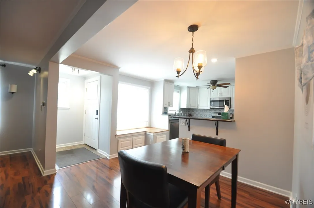 246 Lorfield Drive, Amherst, New York 14226, Amherst, New York 14226, 4 Bedrooms Bedrooms, 10 Rooms Rooms,2 BathroomsBathrooms,Residential,For Sale,246 Lorfield Drive, Amherst, New York 14226,B1632181