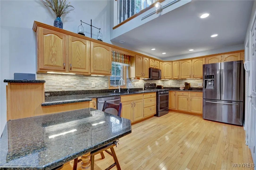 1406 Green Briar Court, Evans, New York 14047, Evans, New York 14047, 2 Bedrooms Bedrooms, 6 Rooms Rooms,2 BathroomsBathrooms,Residential,Closed,1406 Green Briar Court, Evans, New York 14047,0,B1631320