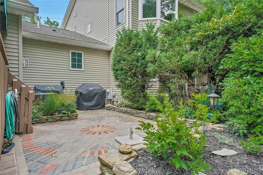 1406 Green Briar Court, Evans, New York 14047, Evans, New York 14047, 2 Bedrooms Bedrooms, 6 Rooms Rooms,2 BathroomsBathrooms,Residential,Closed,1406 Green Briar Court, Evans, New York 14047,0,B1631320