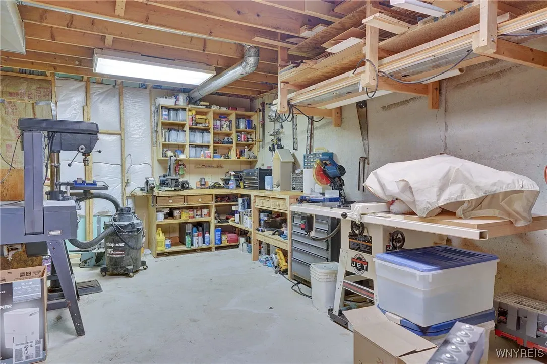 1406 Green Briar Court, Evans, New York 14047, Evans, New York 14047, 2 Bedrooms Bedrooms, 6 Rooms Rooms,2 BathroomsBathrooms,Residential,Closed,1406 Green Briar Court, Evans, New York 14047,0,B1631320