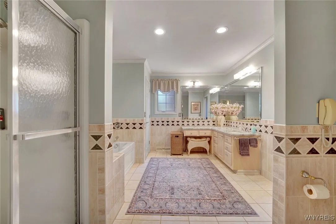 1406 Green Briar Court, Evans, New York 14047, Evans, New York 14047, 2 Bedrooms Bedrooms, 6 Rooms Rooms,2 BathroomsBathrooms,Residential,Closed,1406 Green Briar Court, Evans, New York 14047,0,B1631320