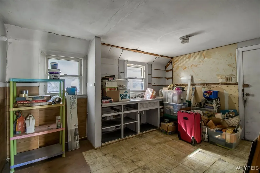 178 Schenck Street, North Tonawanda, New York 1412, North Tonawanda, New York 14120, 4 Bedrooms Bedrooms, 9 Rooms Rooms,2 BathroomsBathrooms,Residential,Closed,178 Schenck Street, North Tonawanda, New York 1412,0,B1632126