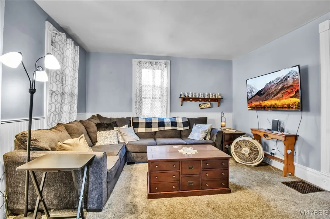 178 Schenck Street, North Tonawanda, New York 1412, North Tonawanda, New York 14120, 4 Bedrooms Bedrooms, 9 Rooms Rooms,2 BathroomsBathrooms,Residential,Closed,178 Schenck Street, North Tonawanda, New York 1412,0,B1632126