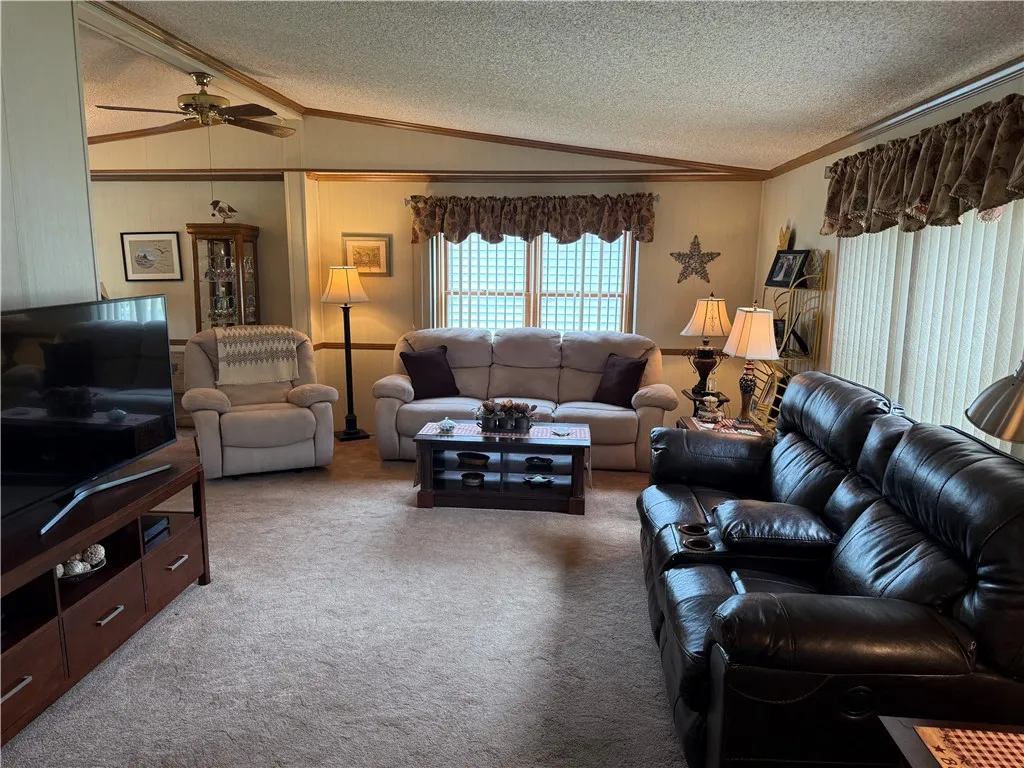 35 Hidden Meadows Drive, Bergen, New York 14416, Bergen, New York 14416, 2 Bedrooms Bedrooms, 6 Rooms Rooms,2 BathroomsBathrooms,Residential,Closed,35 Hidden Meadows Drive, Bergen, New York 14416,0,R1631727