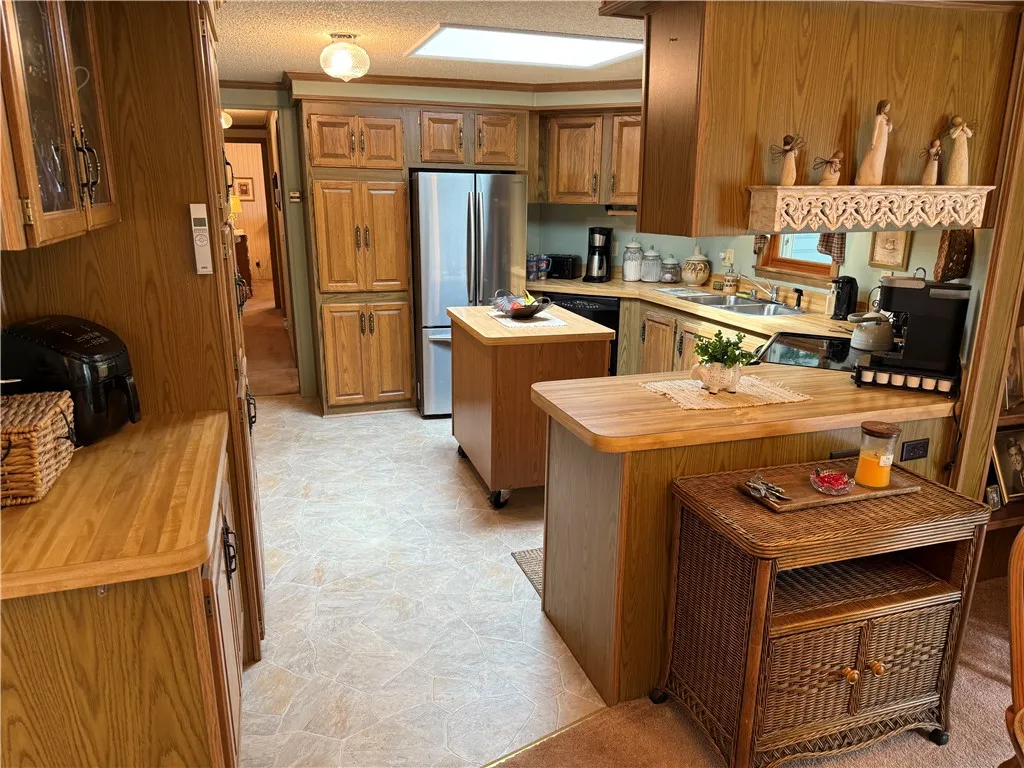 35 Hidden Meadows Drive, Bergen, New York 14416, Bergen, New York 14416, 2 Bedrooms Bedrooms, 6 Rooms Rooms,2 BathroomsBathrooms,Residential,Closed,35 Hidden Meadows Drive, Bergen, New York 14416,0,R1631727