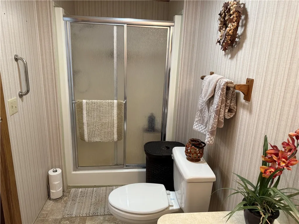 35 Hidden Meadows Drive, Bergen, New York 14416, Bergen, New York 14416, 2 Bedrooms Bedrooms, 6 Rooms Rooms,2 BathroomsBathrooms,Residential,Closed,35 Hidden Meadows Drive, Bergen, New York 14416,0,R1631727