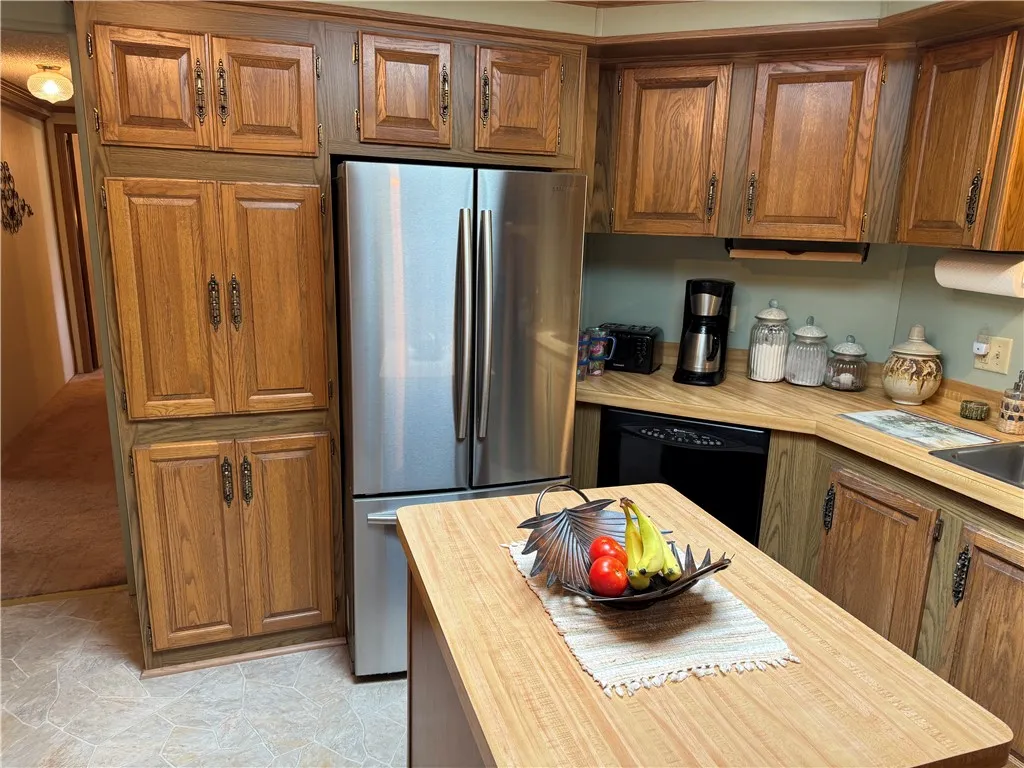 35 Hidden Meadows Drive, Bergen, New York 14416, Bergen, New York 14416, 2 Bedrooms Bedrooms, 6 Rooms Rooms,2 BathroomsBathrooms,Residential,Closed,35 Hidden Meadows Drive, Bergen, New York 14416,0,R1631727