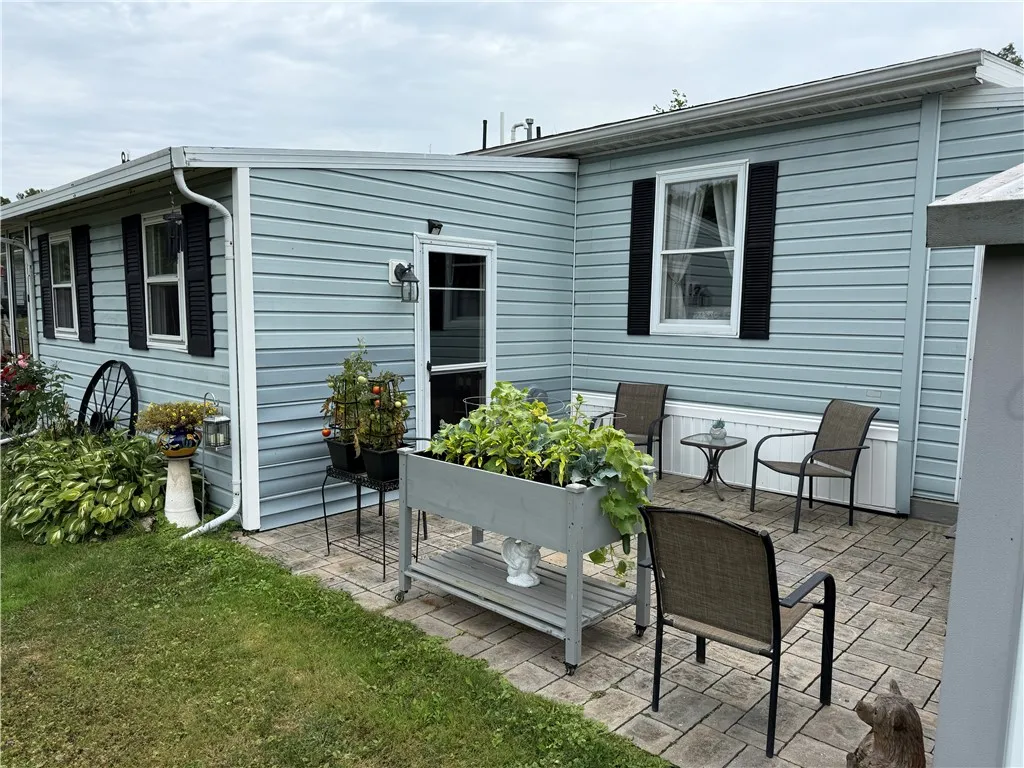 35 Hidden Meadows Drive, Bergen, New York 14416, Bergen, New York 14416, 2 Bedrooms Bedrooms, 6 Rooms Rooms,2 BathroomsBathrooms,Residential,Closed,35 Hidden Meadows Drive, Bergen, New York 14416,0,R1631727