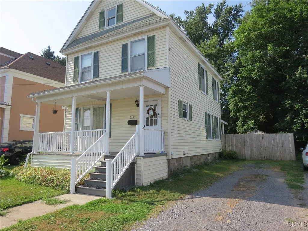 2133 Mcbride Avenue, Whitestown, New York 13502, Whitestown, New York 13502, 3 Bedrooms Bedrooms, 6 Rooms Rooms,1 BathroomBathrooms,Residential,Closed,2133 Mcbride Avenue, Whitestown, New York 13502,0,S1631786