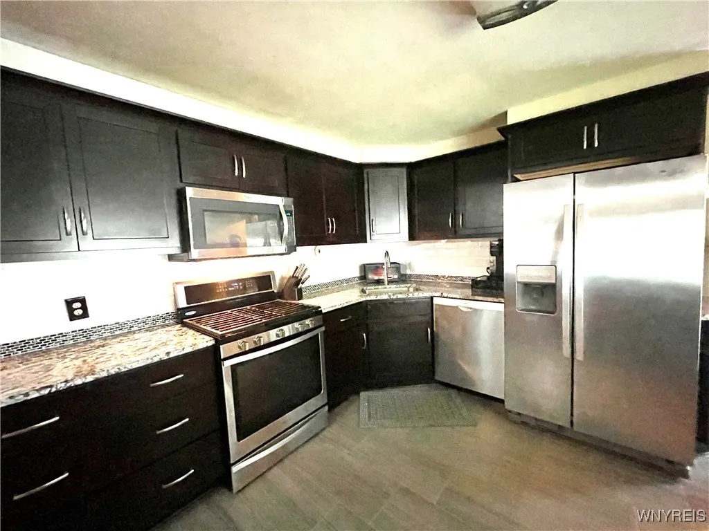59 Woodlane Drive, West Seneca, New York 14224, West Seneca, New York 14224, 3 Bedrooms Bedrooms, 8 Rooms Rooms,1 BathroomBathrooms,Residential,For Sale,59 Woodlane Drive, West Seneca, New York 14224,B1632235