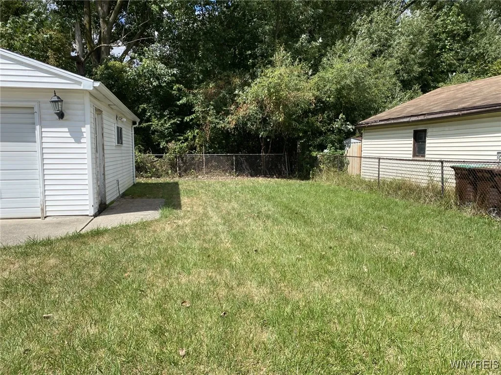 138 Wagner Avenue, Cheektowaga, New York 14212, Cheektowaga, New York 14212, 4 Bedrooms Bedrooms, 6 Rooms Rooms,2 BathroomsBathrooms,Residential,For Sale,138 Wagner Avenue, Cheektowaga, New York 14212,0,B1631334
