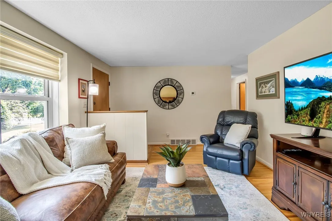 219 Cindy Drive, Amherst, New York 14221, Amherst, New York 14221, 3 Bedrooms Bedrooms, 6 Rooms Rooms,2 BathroomsBathrooms,Residential,Closed,219 Cindy Drive, Amherst, New York 14221,0,B1631913