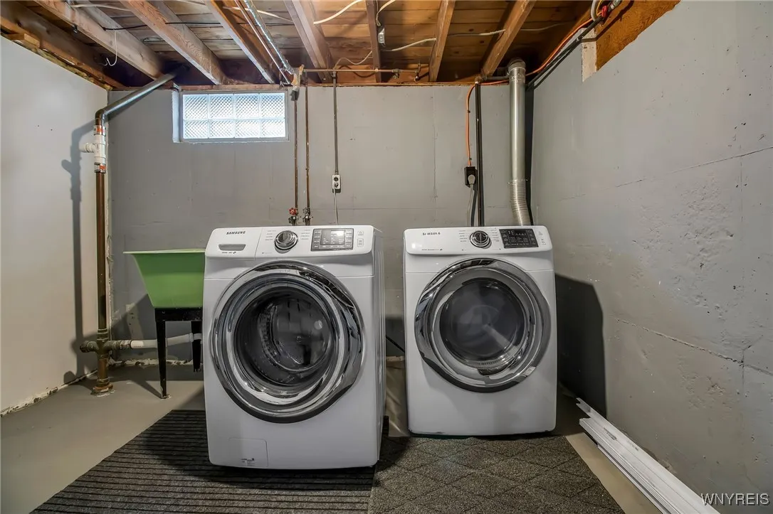 219 Cindy Drive, Amherst, New York 14221, Amherst, New York 14221, 3 Bedrooms Bedrooms, 6 Rooms Rooms,2 BathroomsBathrooms,Residential,Closed,219 Cindy Drive, Amherst, New York 14221,0,B1631913