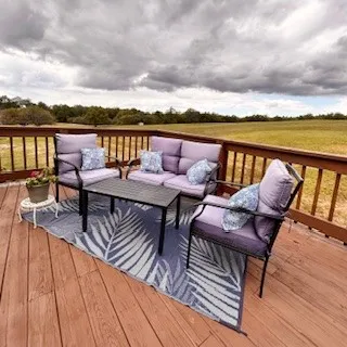 Large back deck for entertainment.