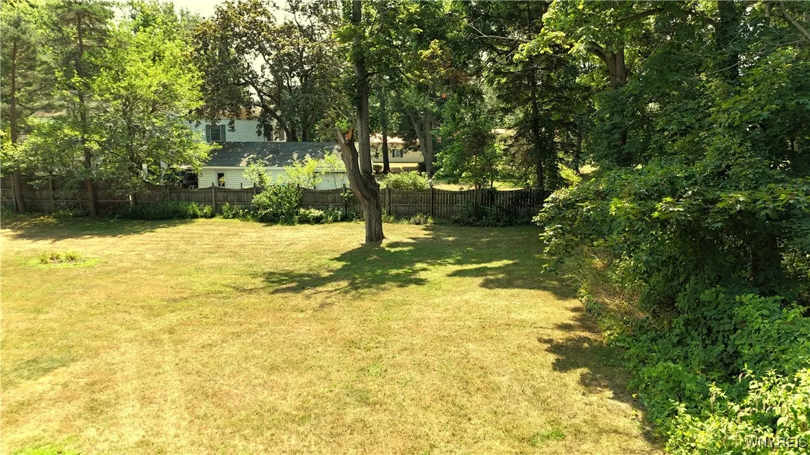 4540 Harris Hill Road, Clarence, New York 14221, Clarence, New York 14221, 3 Bedrooms Bedrooms, 6 Rooms Rooms,2 BathroomsBathrooms,Residential,For Sale,4540 Harris Hill Road, Clarence, New York 14221,B1632220