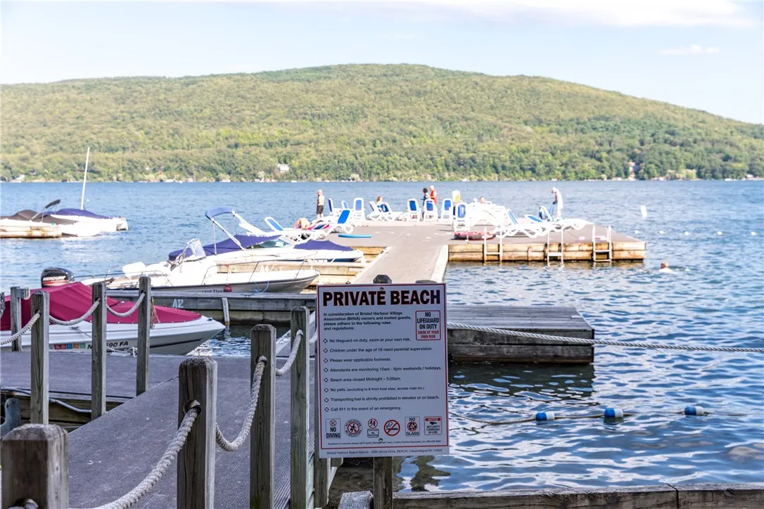 DOCK YOUR BOAT AT BRISTOL HARBOUR MARINA