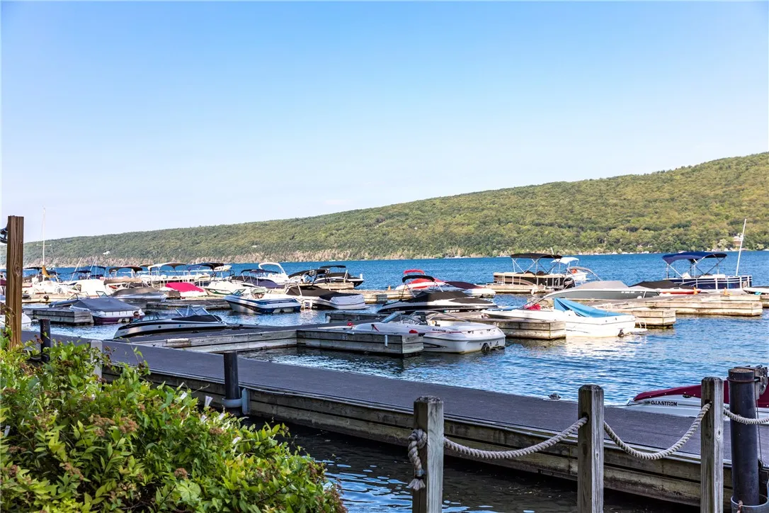 DOCK YOUR BOAT AT BRISTOL HARBOUR MARINA