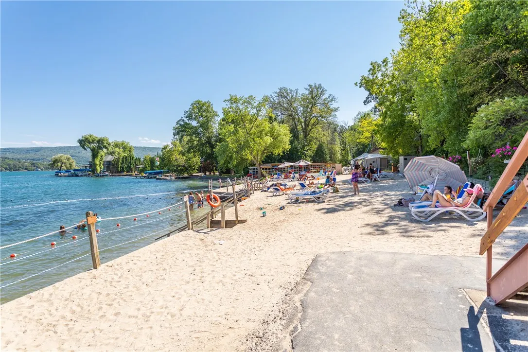 BRISTOL HARBOUR BEACH  - APPROXIMATELY 250' WATERFRONT