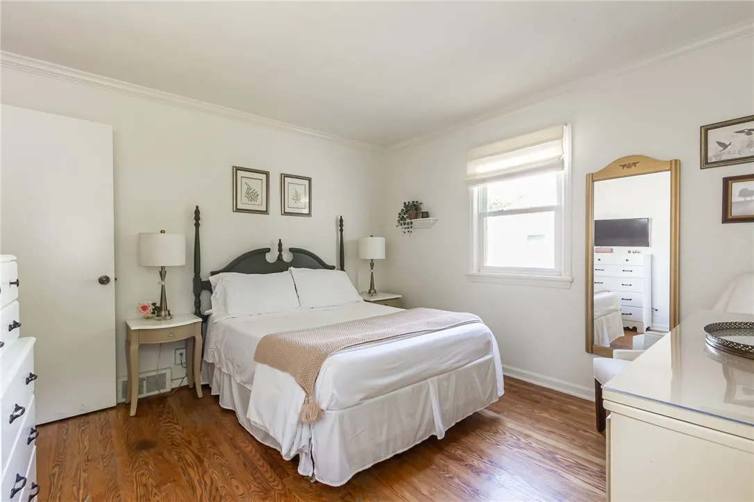 140 Saint Rita Drive, Gates, New York 14606, Gates, New York 14606, 3 Bedrooms Bedrooms, 7 Rooms Rooms,1 BathroomBathrooms,Residential,For Sale,140 Saint Rita Drive, Gates, New York 14606,R1631831