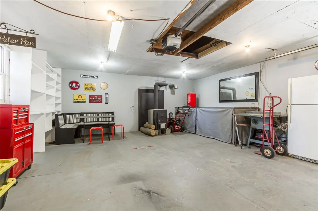 140 Saint Rita Drive, Gates, New York 14606, Gates, New York 14606, 3 Bedrooms Bedrooms, 7 Rooms Rooms,1 BathroomBathrooms,Residential,For Sale,140 Saint Rita Drive, Gates, New York 14606,R1631831