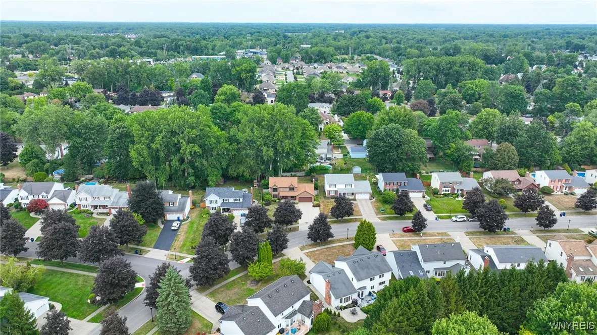 190 Wyeth Drive, Amherst, New York 14068, Amherst, New York 14068, 4 Bedrooms Bedrooms, 8 Rooms Rooms,2 BathroomsBathrooms,Residential,Closed,190 Wyeth Drive, Amherst, New York 14068,0,B1625581