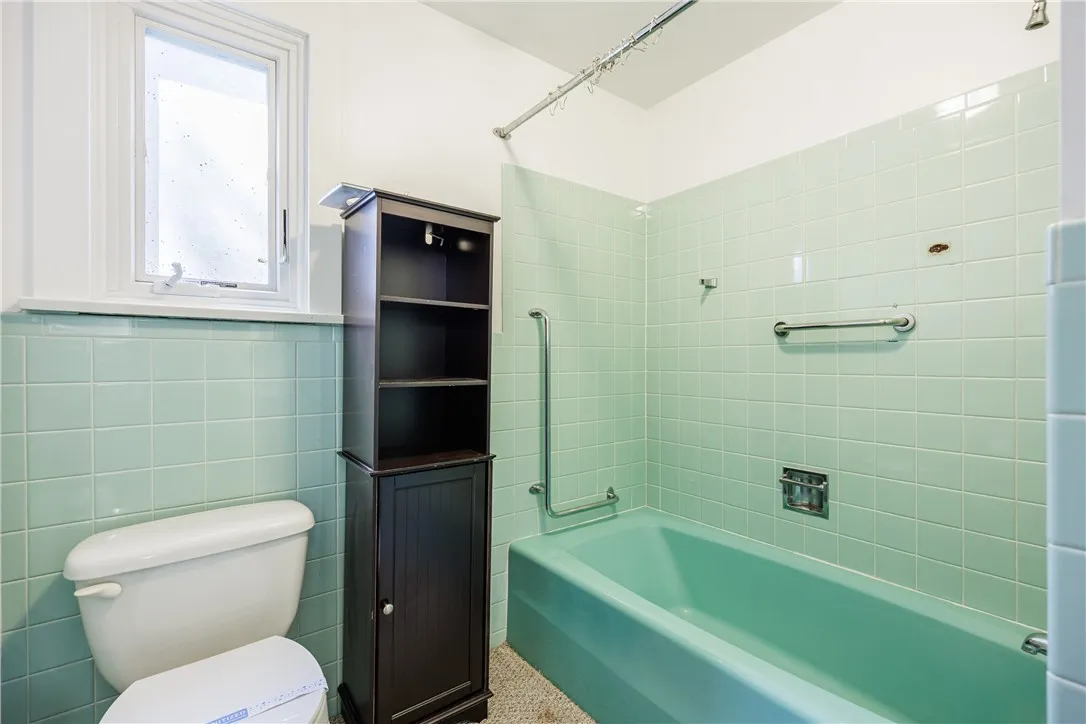 16 Potter Place, Perinton, New York 14450, Perinton, New York 14450, 5 Bedrooms Bedrooms, 9 Rooms Rooms,2 BathroomsBathrooms,Residential,Closed,16 Potter Place, Perinton, New York 14450,0,R1631988