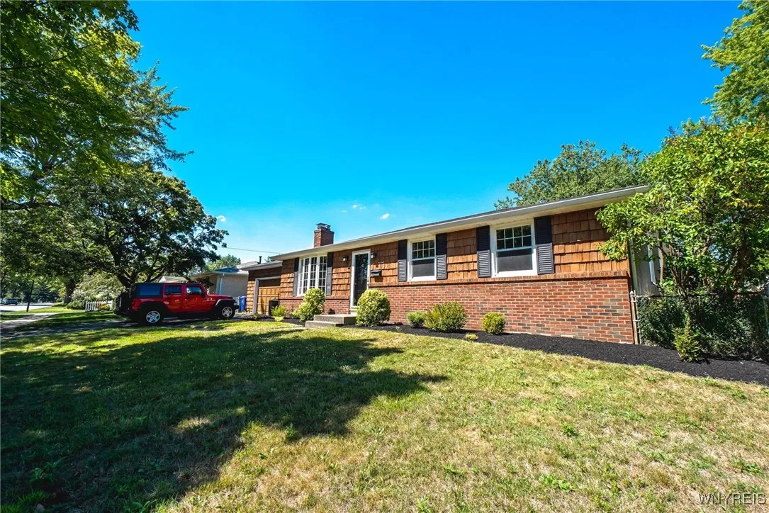 16 Treehaven Road, West Seneca, New York 14224, West Seneca, New York 14224, 3 Bedrooms Bedrooms, 8 Rooms Rooms,1 BathroomBathrooms,Residential,For Sale,16 Treehaven Road, West Seneca, New York 14224,B1632319