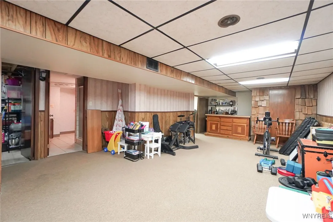 16 Treehaven Road, West Seneca, New York 14224, West Seneca, New York 14224, 3 Bedrooms Bedrooms, 8 Rooms Rooms,1 BathroomBathrooms,Residential,For Sale,16 Treehaven Road, West Seneca, New York 14224,B1632319