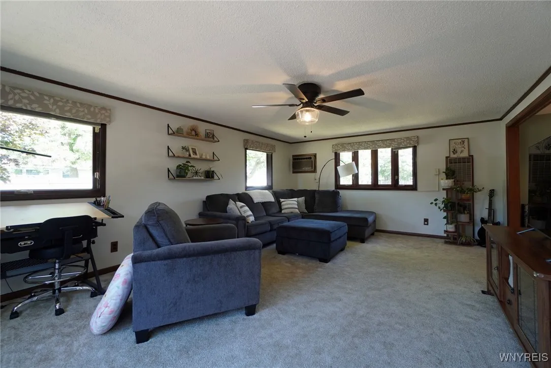 16 Treehaven Road, West Seneca, New York 14224, West Seneca, New York 14224, 3 Bedrooms Bedrooms, 8 Rooms Rooms,1 BathroomBathrooms,Residential,For Sale,16 Treehaven Road, West Seneca, New York 14224,B1632319