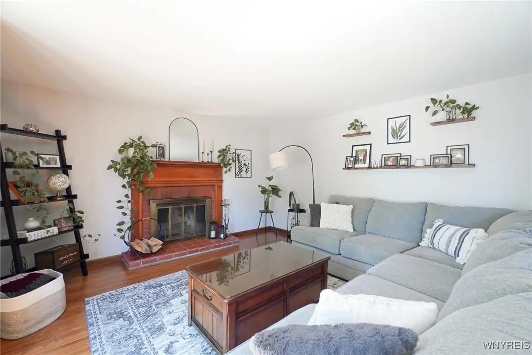 16 Treehaven Road, West Seneca, New York 14224, West Seneca, New York 14224, 3 Bedrooms Bedrooms, 8 Rooms Rooms,1 BathroomBathrooms,Residential,For Sale,16 Treehaven Road, West Seneca, New York 14224,B1632319