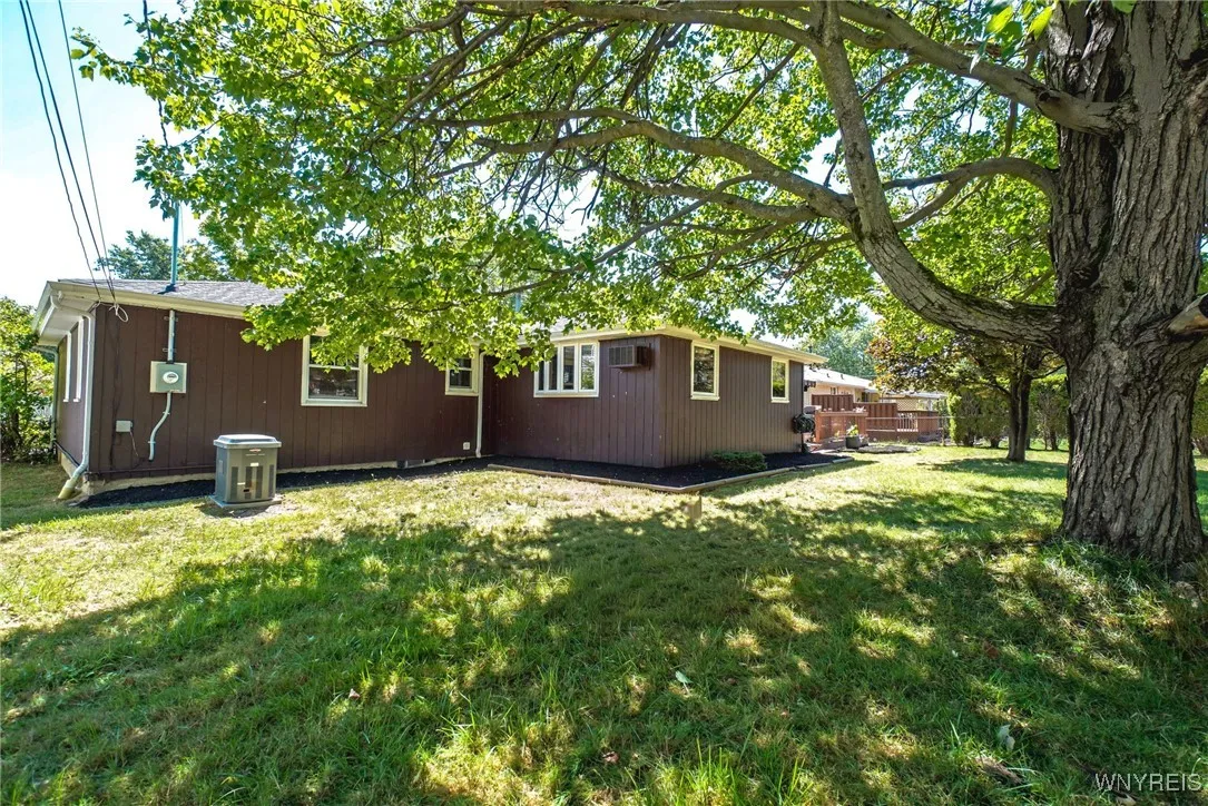 16 Treehaven Road, West Seneca, New York 14224, West Seneca, New York 14224, 3 Bedrooms Bedrooms, 8 Rooms Rooms,1 BathroomBathrooms,Residential,For Sale,16 Treehaven Road, West Seneca, New York 14224,B1632319