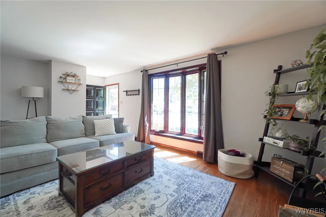 16 Treehaven Road, West Seneca, New York 14224, West Seneca, New York 14224, 3 Bedrooms Bedrooms, 8 Rooms Rooms,1 BathroomBathrooms,Residential,For Sale,16 Treehaven Road, West Seneca, New York 14224,B1632319