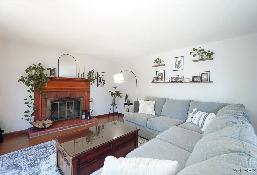 16 Treehaven Road, West Seneca, New York 14224, West Seneca, New York 14224, 3 Bedrooms Bedrooms, 8 Rooms Rooms,1 BathroomBathrooms,Residential,For Sale,16 Treehaven Road, West Seneca, New York 14224,B1632319