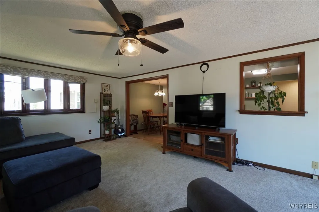 16 Treehaven Road, West Seneca, New York 14224, West Seneca, New York 14224, 3 Bedrooms Bedrooms, 8 Rooms Rooms,1 BathroomBathrooms,Residential,For Sale,16 Treehaven Road, West Seneca, New York 14224,B1632319